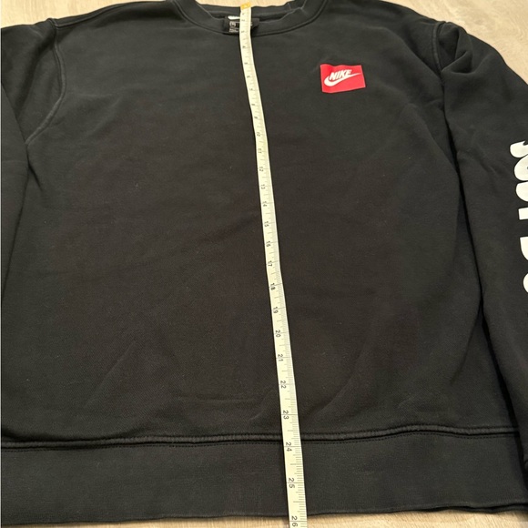 Nike Men's Crewneck Sweatshirt - Picture 5 of 5